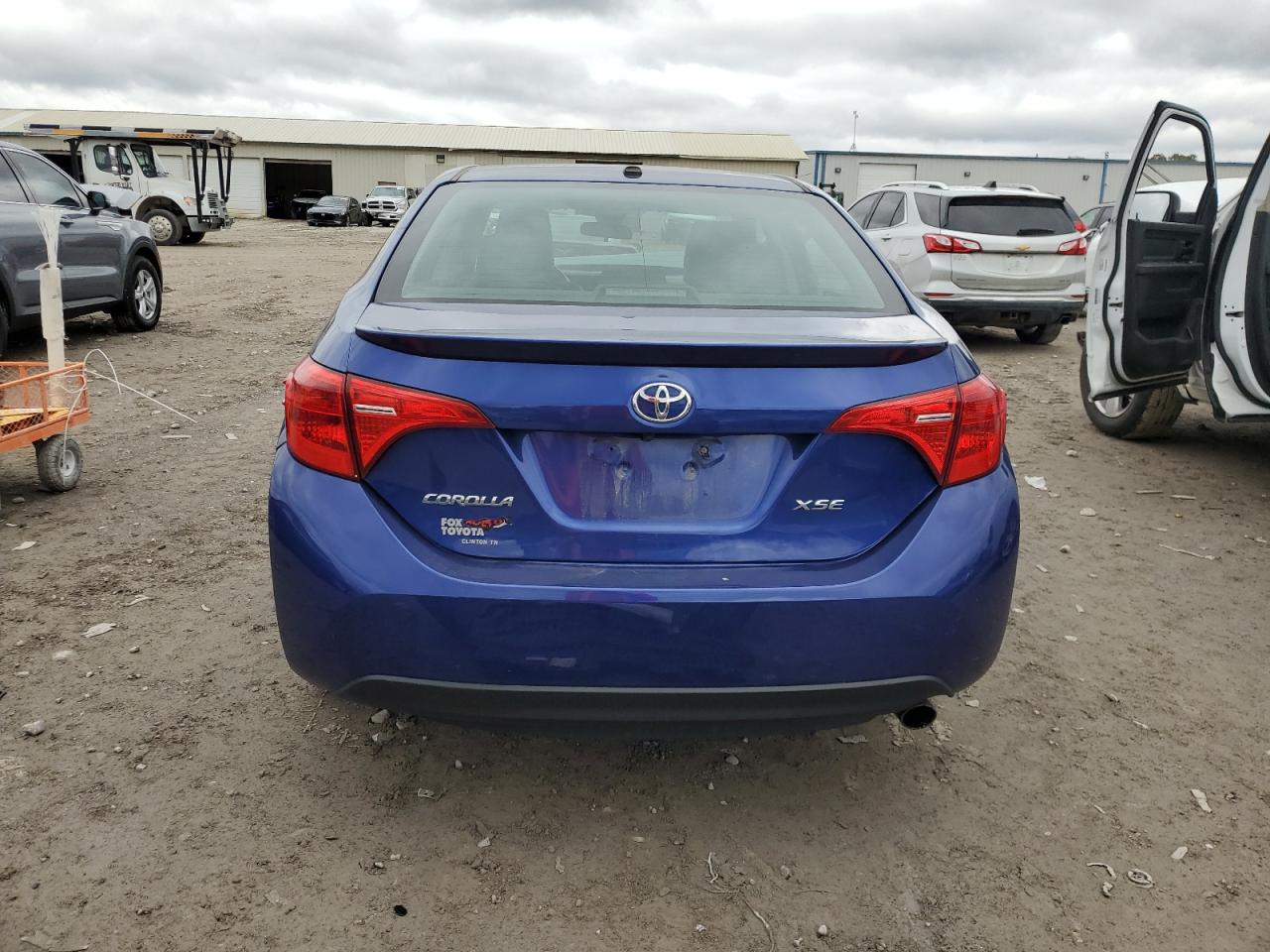 2018 Toyota Corolla VIN 2T1BURHE6JC122239 Copart auction photo, front end / minor dent/scratches damage thumbnail 6