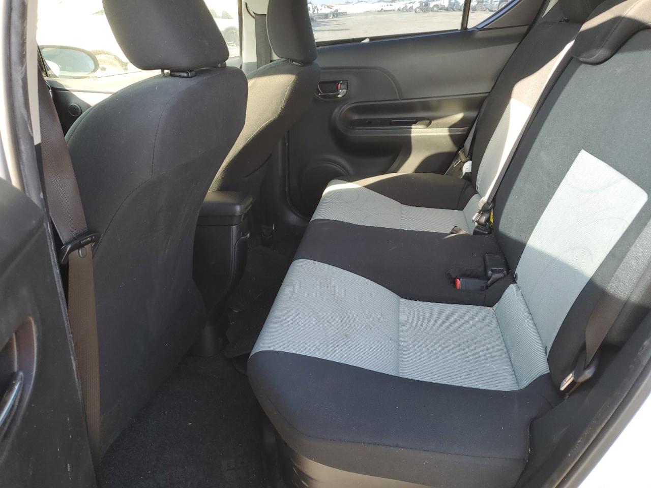 2016 Toyota Prius VIN JTDKDTB37G1131128 Copart auction photo, rear end / side damage thumbnail 11