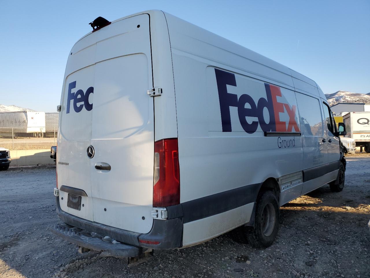 2019 Mercedes-Benz Sprinter VIN WD3PF1CD3KP080867 Copart auction photo, side / front end damage thumbnail 3