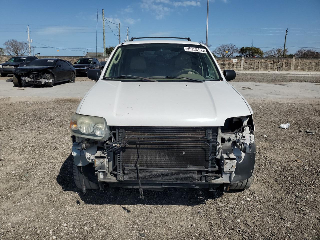 2006 Ford Escape VIN 1FMYU031X6KA32586 Copart auction photo, front end damage thumbnail 5