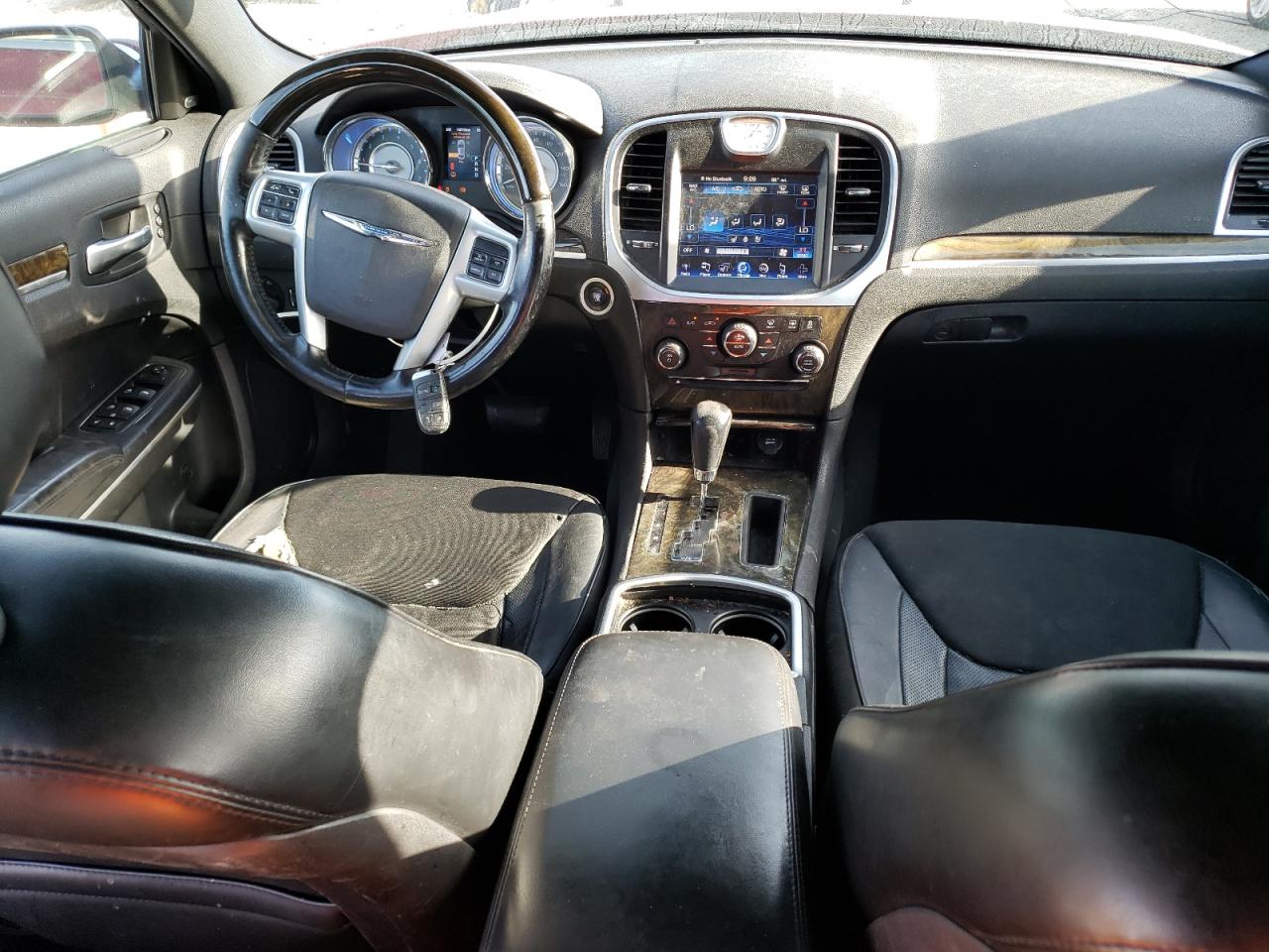 2014 Chrysler 300 VIN 2C3CCAET4EH169586 Copart auction photo, side / minor dent/scratches damage thumbnail 8