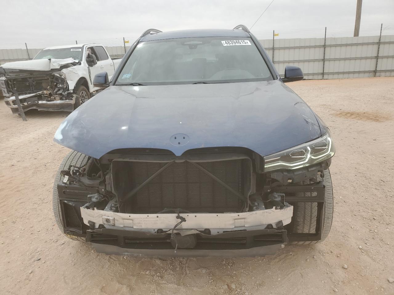 2022 BMW X7 VIN 5UXCW2C02N9L18495 Copart auction photo, front end / minor dent/scratches damage thumbnail 5