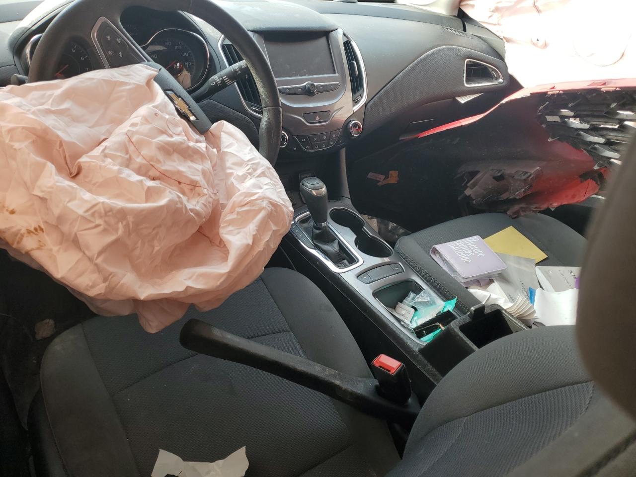 2018 Chevrolet Cruze VIN 3G1BE6SM2JS653932 Copart auction photo, front end / side damage thumbnail 8