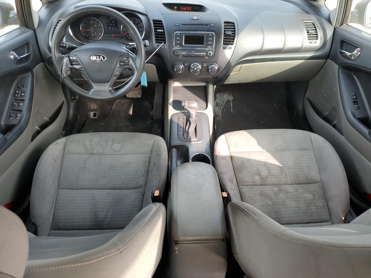 2015 KIA Forte VIN KNAFX4A6XF5321908 Copart auction photo, rear end / side damage thumbnail 8
