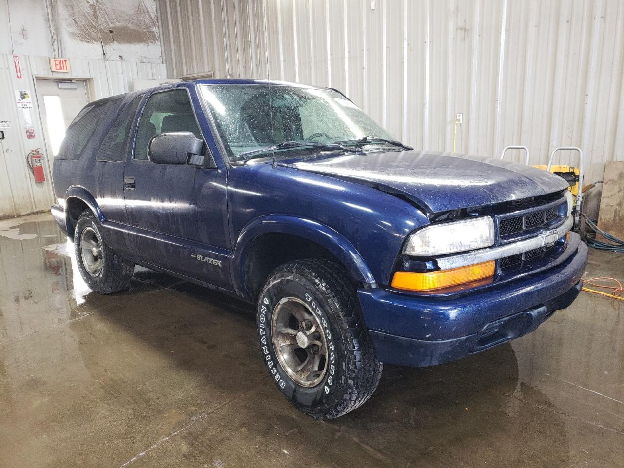2005 Chevrolet Blazer VIN 1GNCS18X65K101710 Copart auction photo, rear end / side damage thumbnail 4