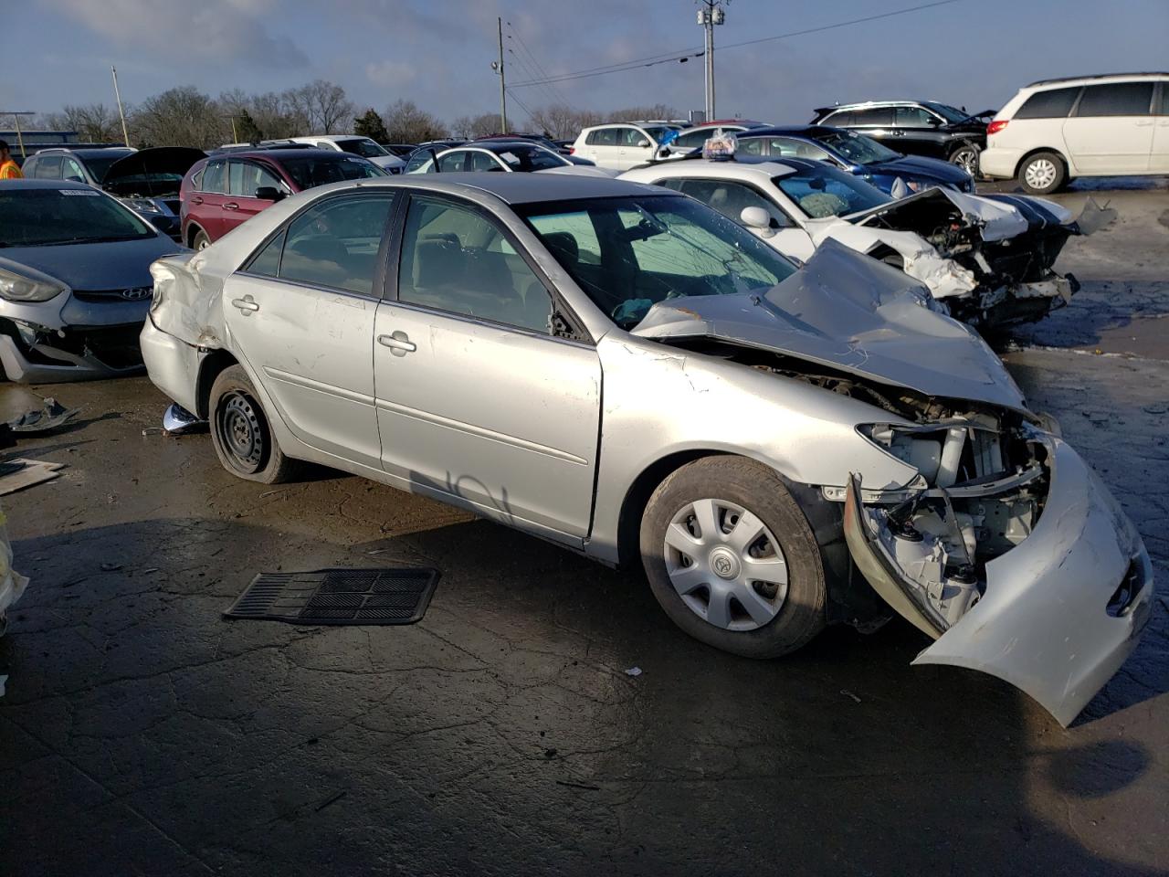 2002 Toyota Camry VIN 4T1BE32K62U078994 Copart auction photo, front end / rear end damage thumbnail 4