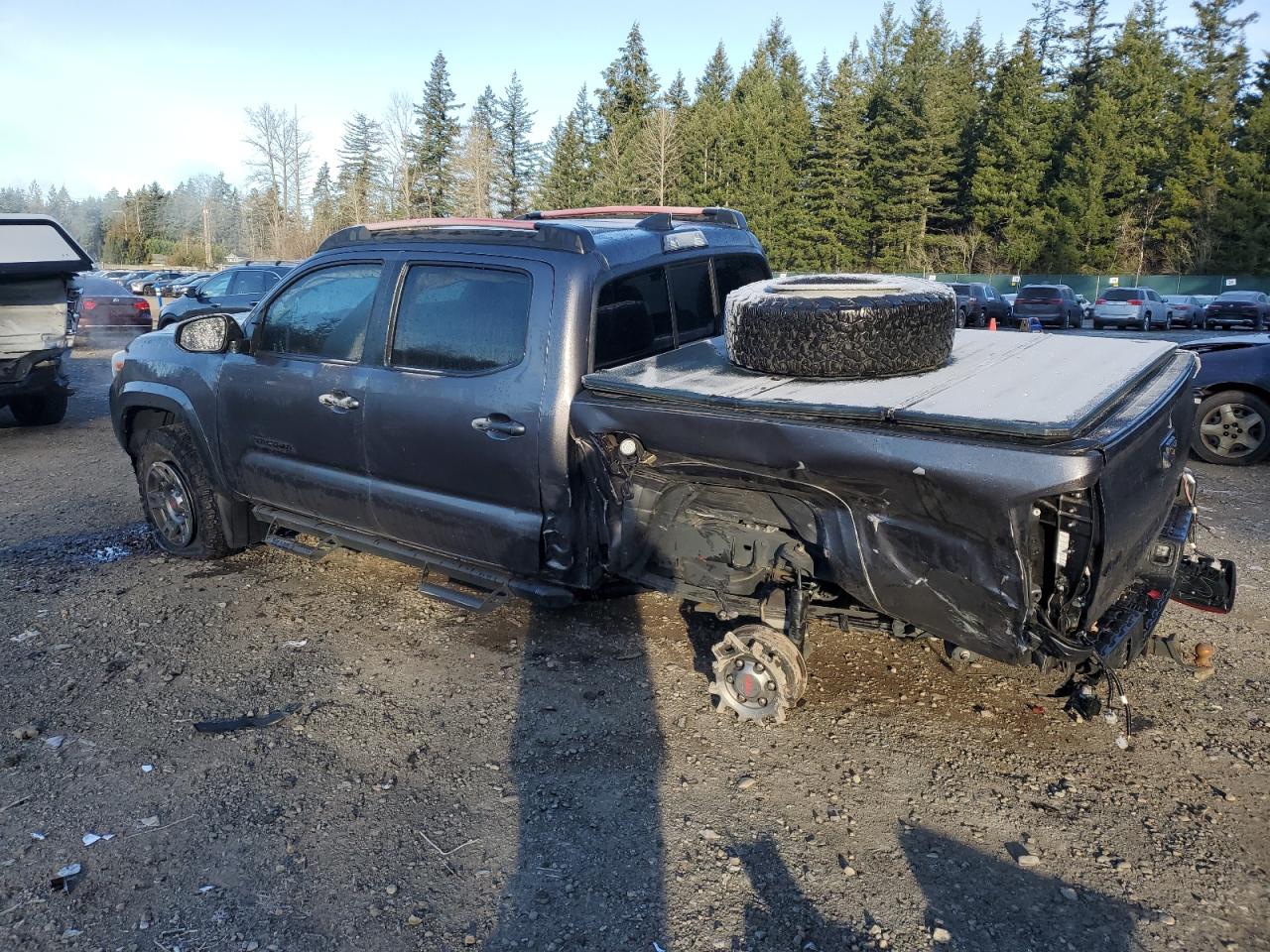 2017 Toyota Tacoma VIN 5TFCZ5AN8HX074439 Copart auction photo, rear end / mechanical damage thumbnail 2