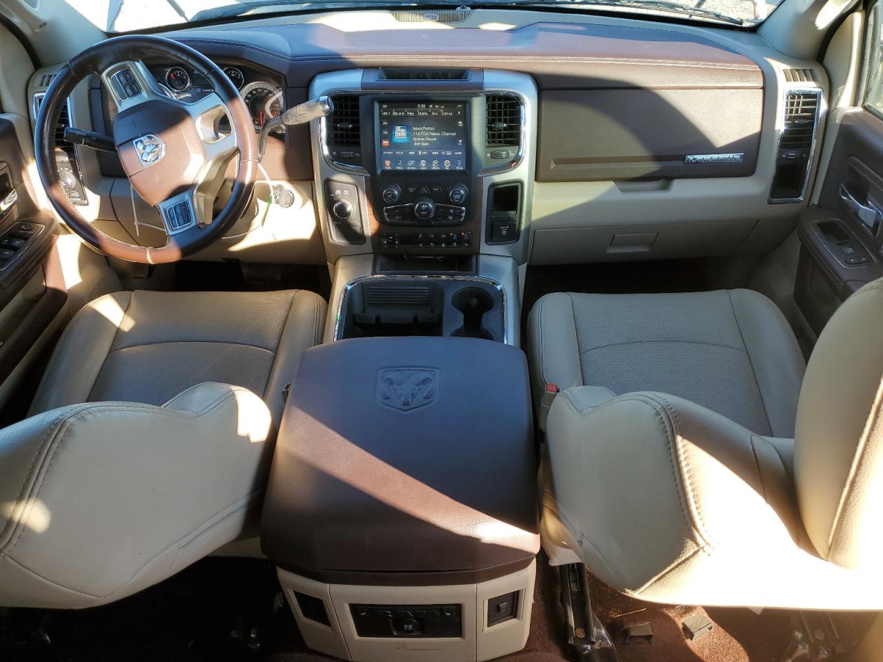 2017 RAM 2500 VIN 3C6UR5KL7HG570135 Copart auction photo, front end damage thumbnail 8