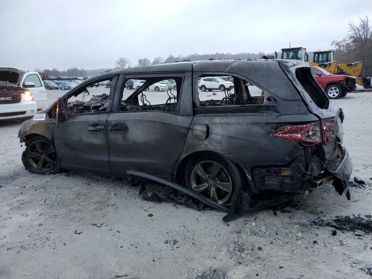 2018 Honda Odyssey VIN 5FNRL6H77JB016539 Copart auction photo, burn damage thumbnail 2