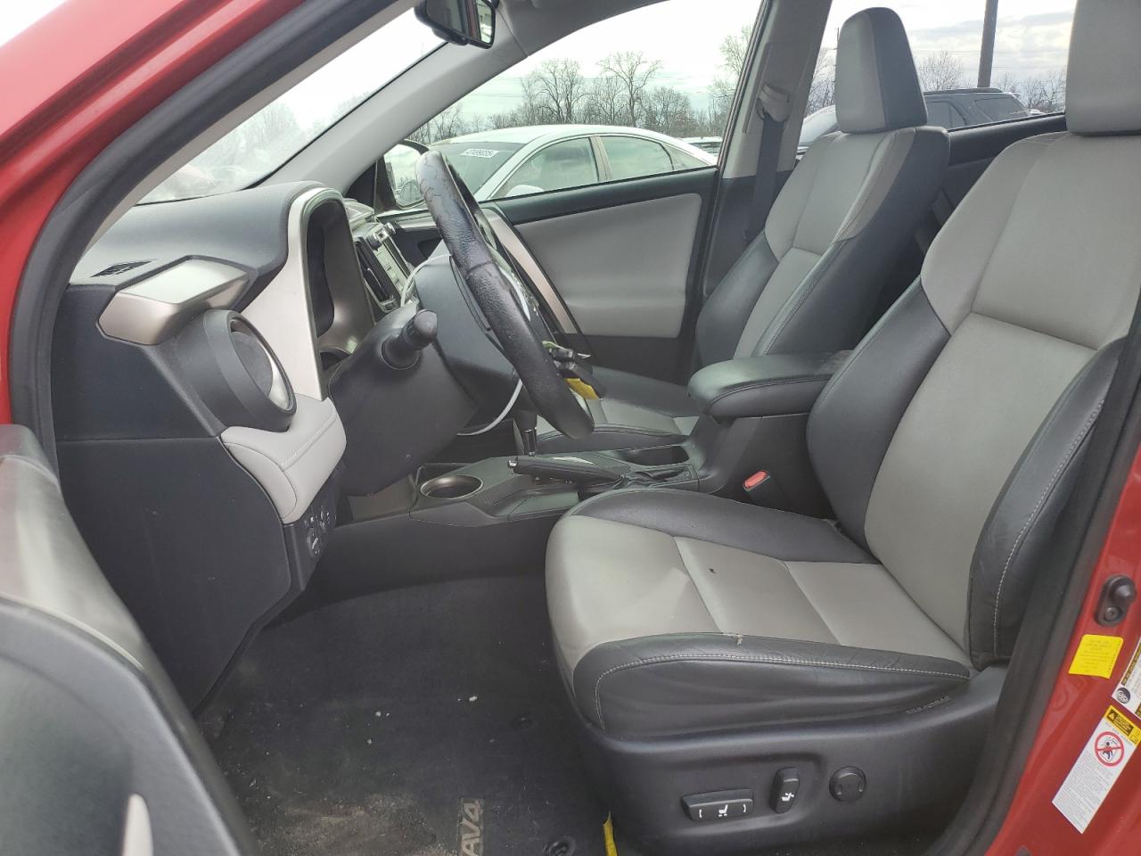 2014 Toyota RAV 4 VIN JTMYFREV0EJ017649 Copart auction photo, front end / side damage thumbnail 7