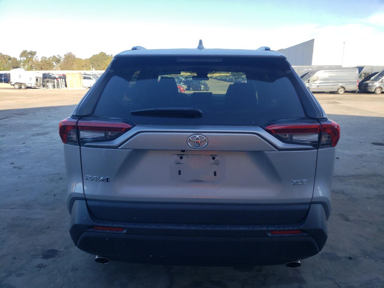 2020 Toyota RAV 4 VIN 2T3W1RFV2LW087267 Copart auction photo, side damage thumbnail 6
