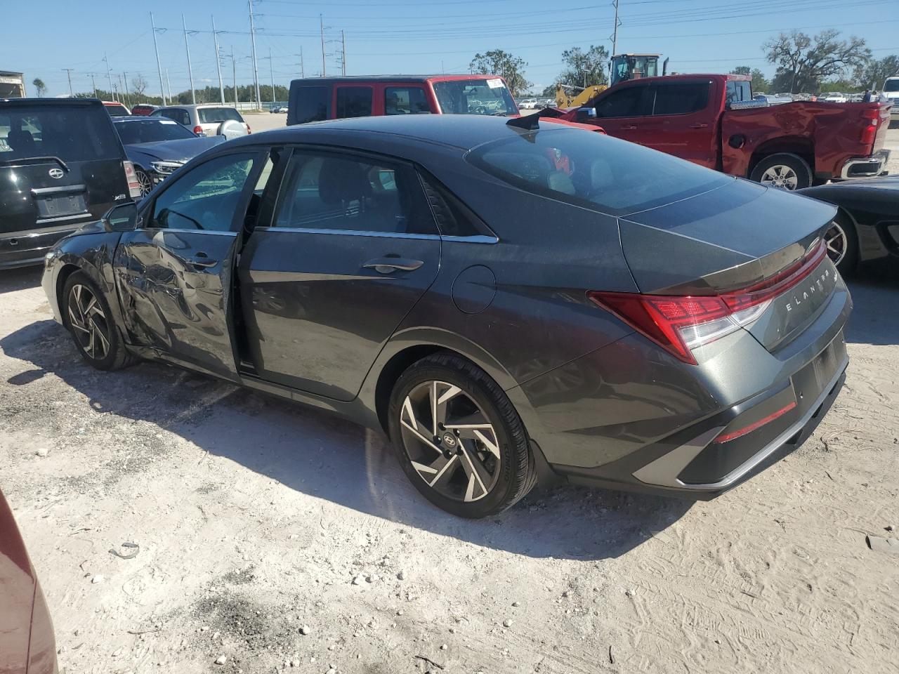 2024 Hyundai Elantra VIN KMHLP4DG8RU686264 Copart auction photo, side damage thumbnail 2