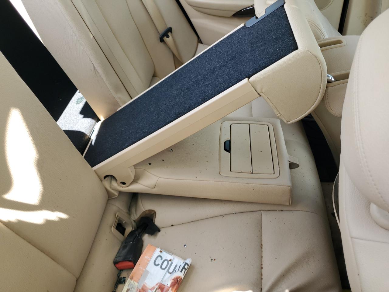 2014 BMW 3er VIN WBA3A5C52EJ464579 Copart auction photo, side damage thumbnail 10