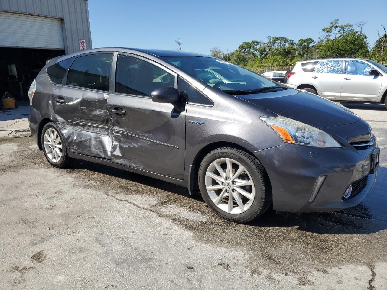 2014 Toyota Prius VIN JTDZN3EU6E3325974 Copart auction photo, side / minor dent/scratches damage thumbnail 4