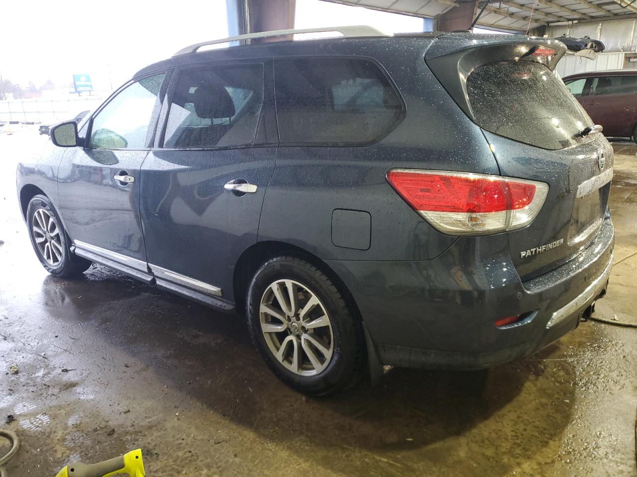 2014 Nissan Pathfinder VIN 5N1AR2MMXEC672720 Copart auction photo, side damage thumbnail 2
