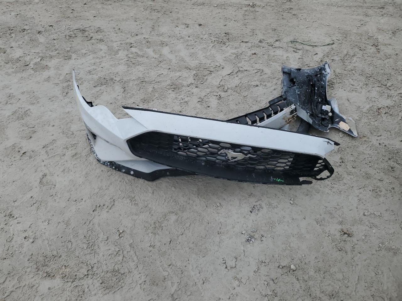 2020 Ford Mustang VIN 1FATP8UH6L5114427 Copart auction photo, front end damage thumbnail 12