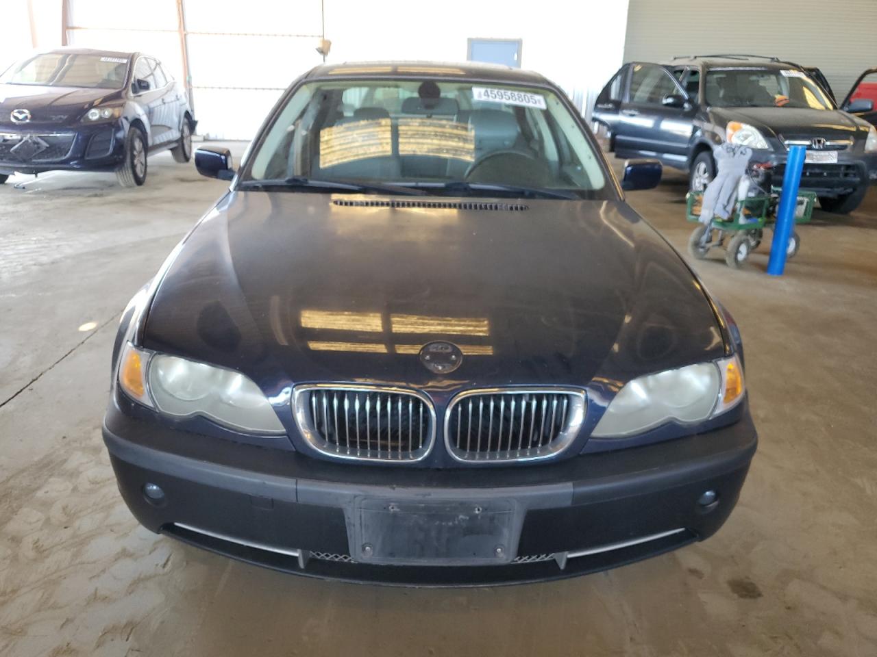 2002 BMW 3er VIN WBAEV53432KM15028 Copart auction photo, side damage thumbnail 5