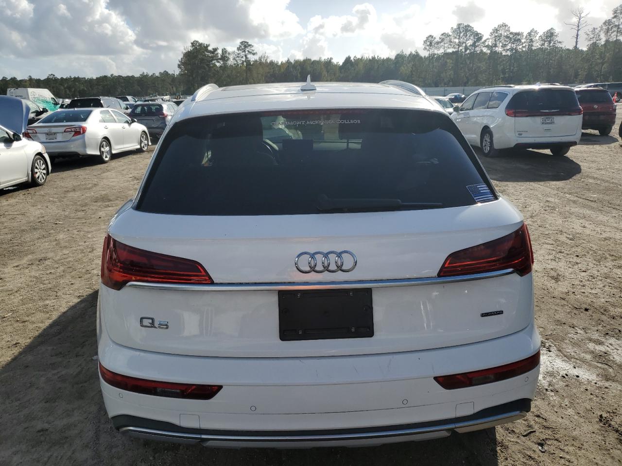 2021 Audi Q5 VIN WA1AAAFY5M2059134 Copart auction photo, side / front end damage thumbnail 6