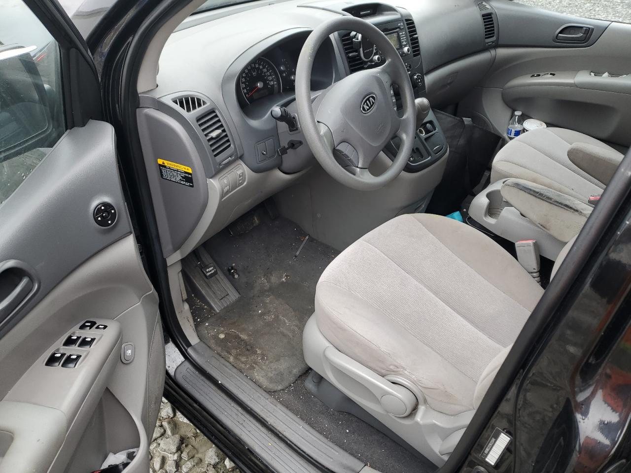2009 KIA Sedona VIN KNDMB233296320041 Copart auction photo, front end damage thumbnail 8