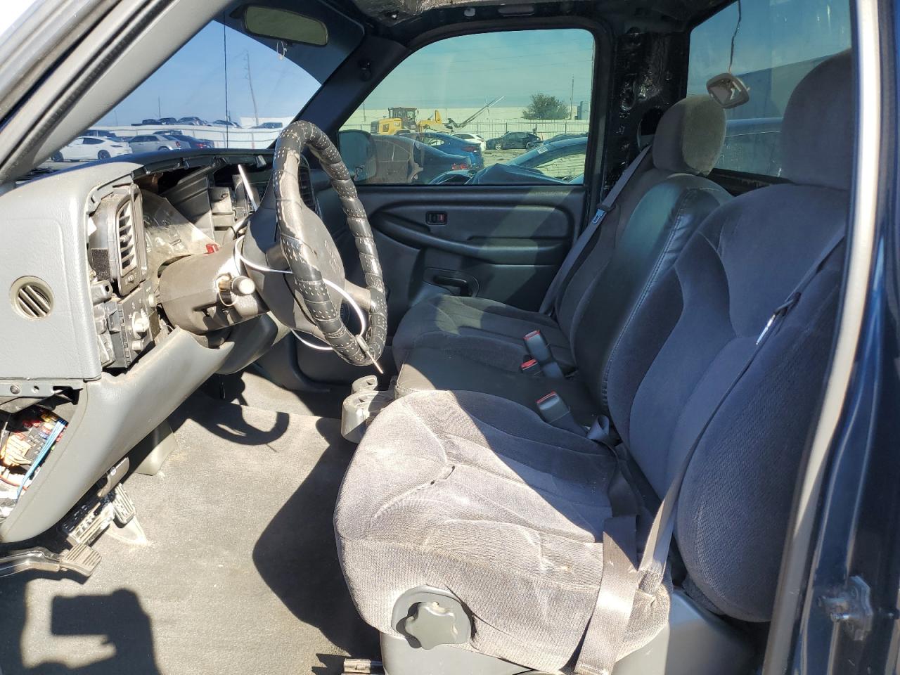 2000 GMC Sierra VIN 1GTEC14W2YZ222595 Copart auction photo, front end damage thumbnail 7