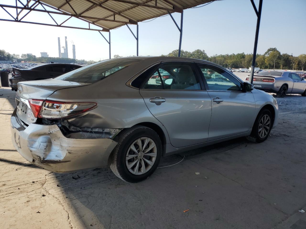 2016 Toyota Camry VIN 4T1BF1FK4GU508962 Copart auction photo, rear end damage thumbnail 3