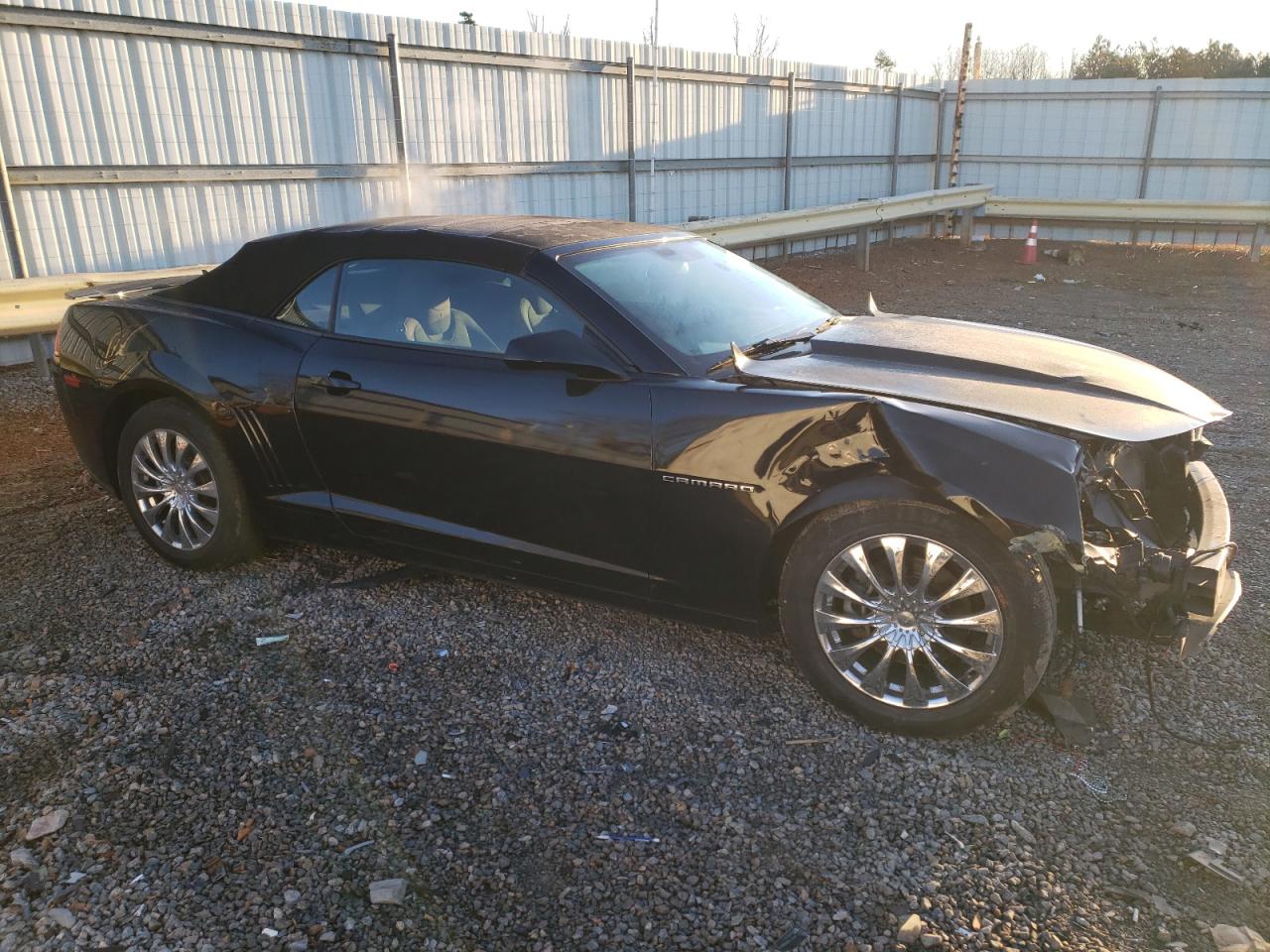 2014 Chevrolet Camaro VIN 2G1FB3D31E9138789 Copart auction photo, front end / minor dent/scratches damage thumbnail 4
