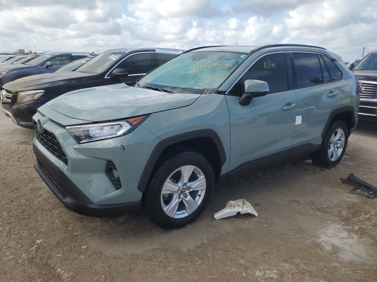 2021 Toyota RAV 4 VIN 2T3W1RFV3MW133934