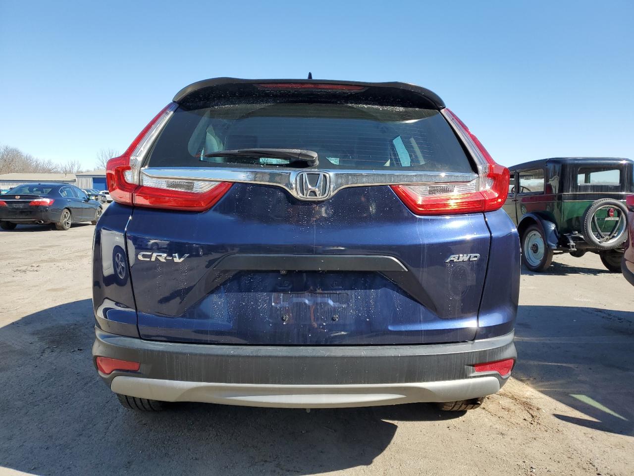 2019 Honda CR-V VIN 2HKRW6H3XKH227225 Copart auction photo, side / front end damage thumbnail 6