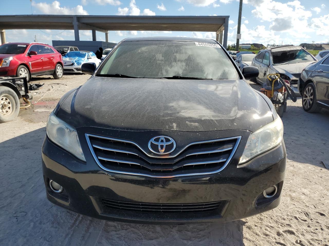2011 Toyota Camry VIN 4T1BK3EK8BU118089 Copart auction photo, rear end damage thumbnail 5