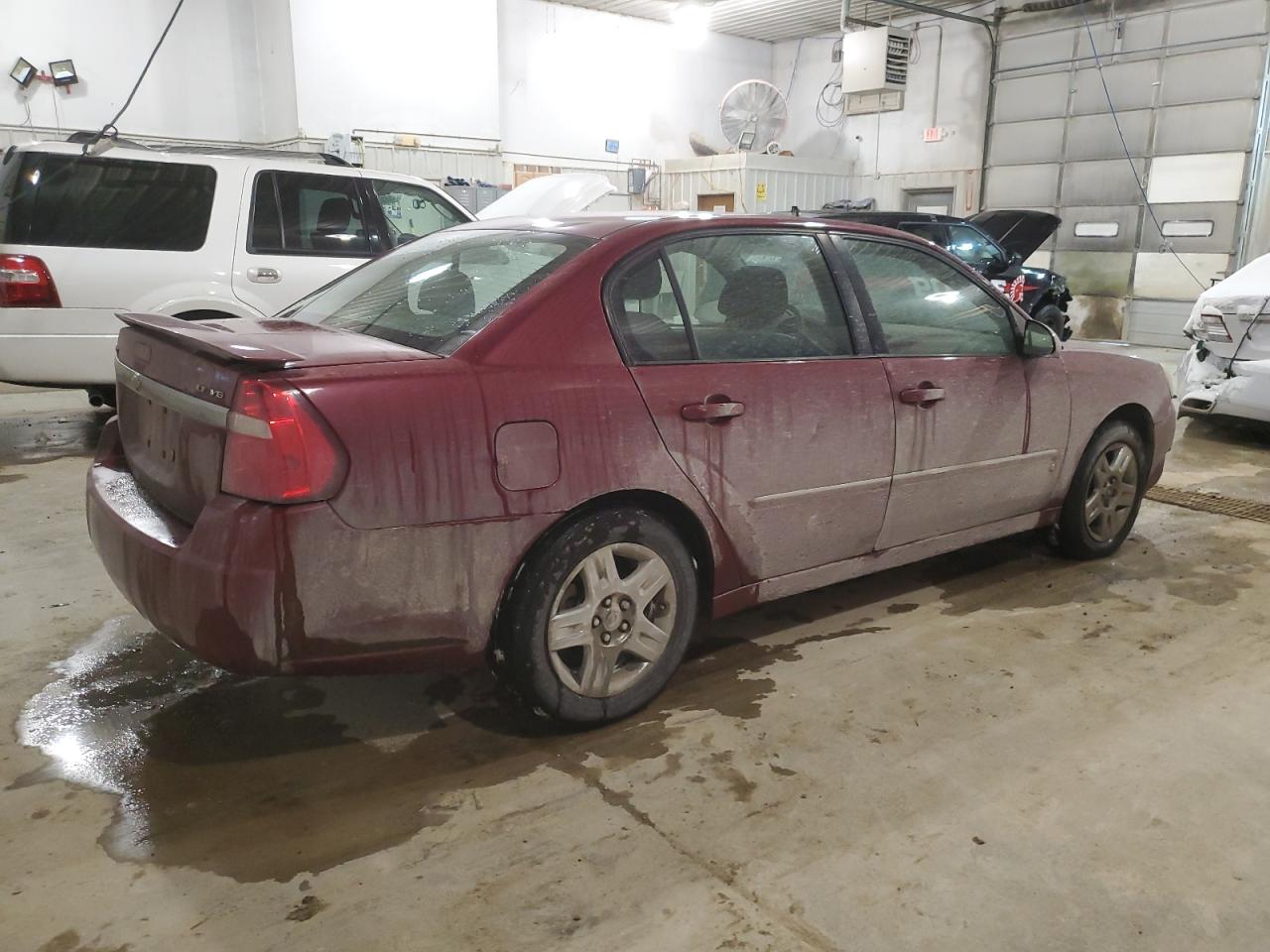 2007 Chevrolet Malibu VIN 1G1ZT57N17F124534 Copart auction photo, front end / minor dent/scratches damage thumbnail 3