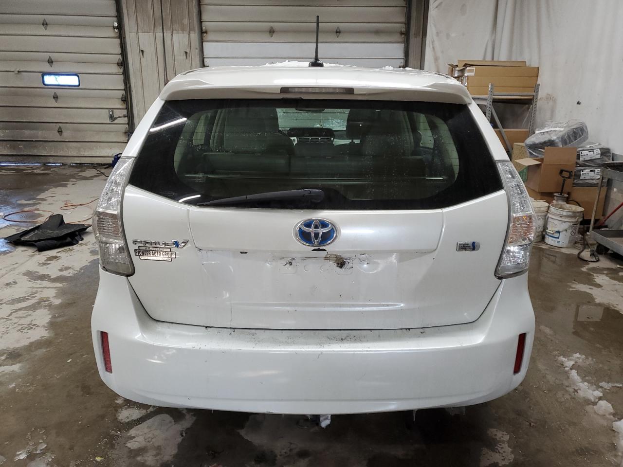 2013 Toyota Prius VIN JTDZN3EU8D3230931 Copart auction photo, front end damage thumbnail 6