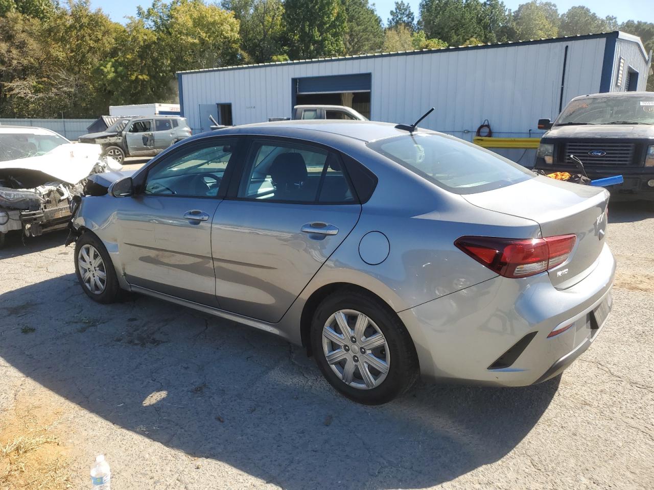 2022 KIA Rio VIN 3KPA24AD8NE463509 Copart auction photo, front end / minor dent/scratches damage thumbnail 2