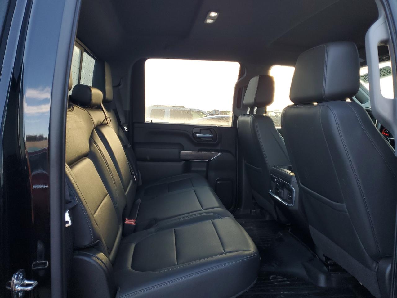 2022 Chevrolet Silverado VIN 1GC4YPEY4NF359695 Copart auction photo, vandalism damage thumbnail 10