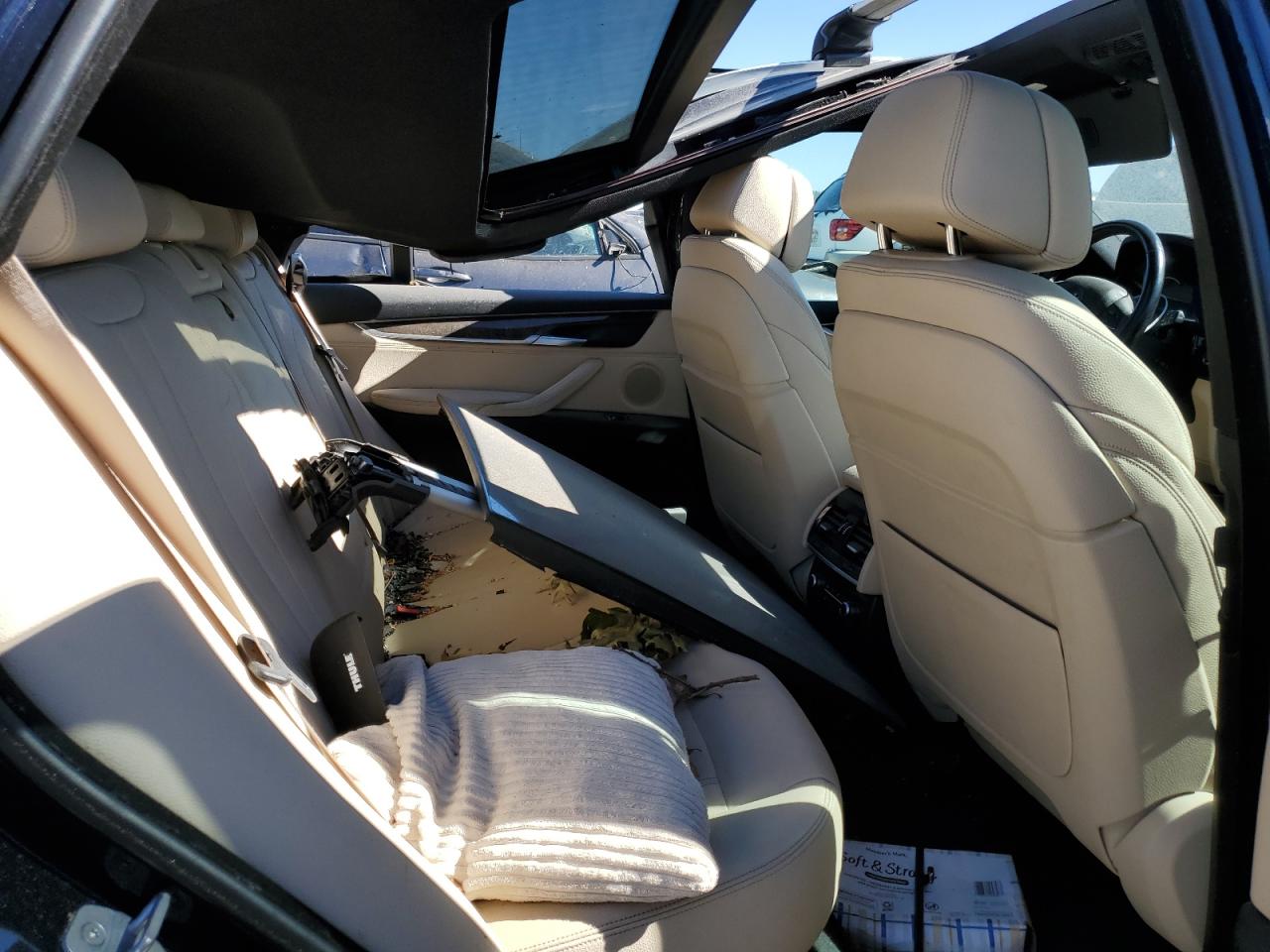 2018 BMW X5 VIN 5UXKR0C55J0Y02629 Copart auction photo, top/roof damage thumbnail 11