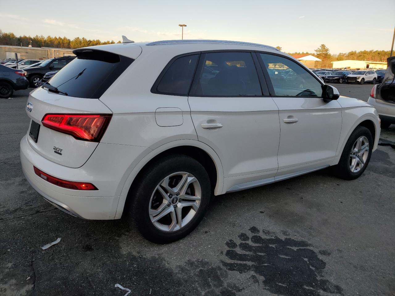 2018 Audi Q5 VIN WA1ANAFY5J2227628 Copart auction photo, side / front end damage thumbnail 3