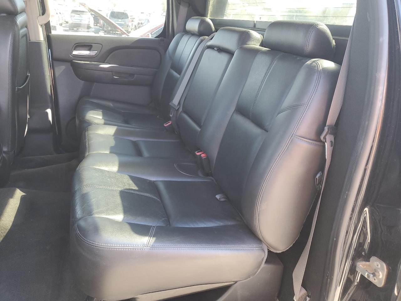 2011 Chevrolet Avalanche VIN 3GNTKFE39BG261730 Copart auction photo, side damage thumbnail 10
