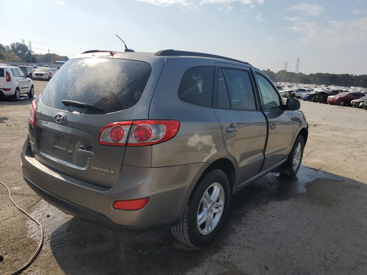 2011 Hyundai Santa Fe VIN 5XYZGDAB6BG061151 Copart auction photo, front end damage thumbnail 3
