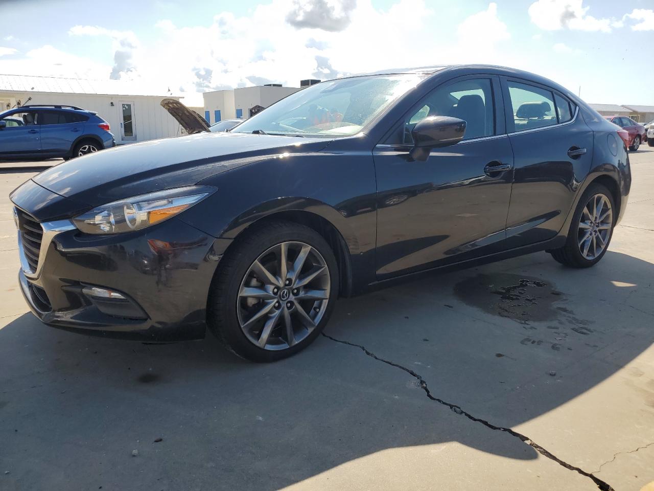2018 Mazda 3 VIN 3MZBN1V3XJM262476