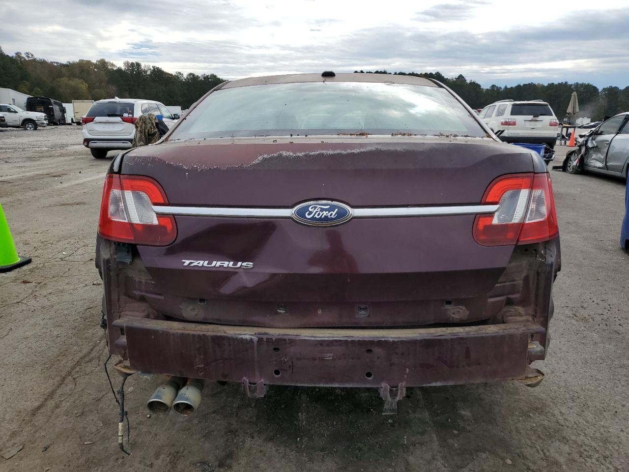 2011 Ford Taurus VIN 1FAHP2DW4BG141758 Copart auction photo, all over damage thumbnail 6