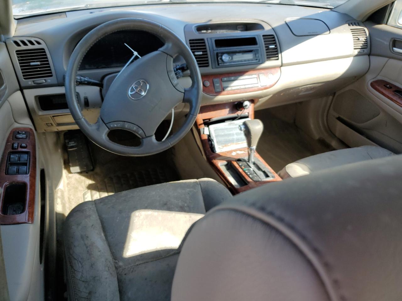 2005 Toyota Camry VIN 4T1BF30K95U086611 Copart auction photo, water/flood / side damage thumbnail 8