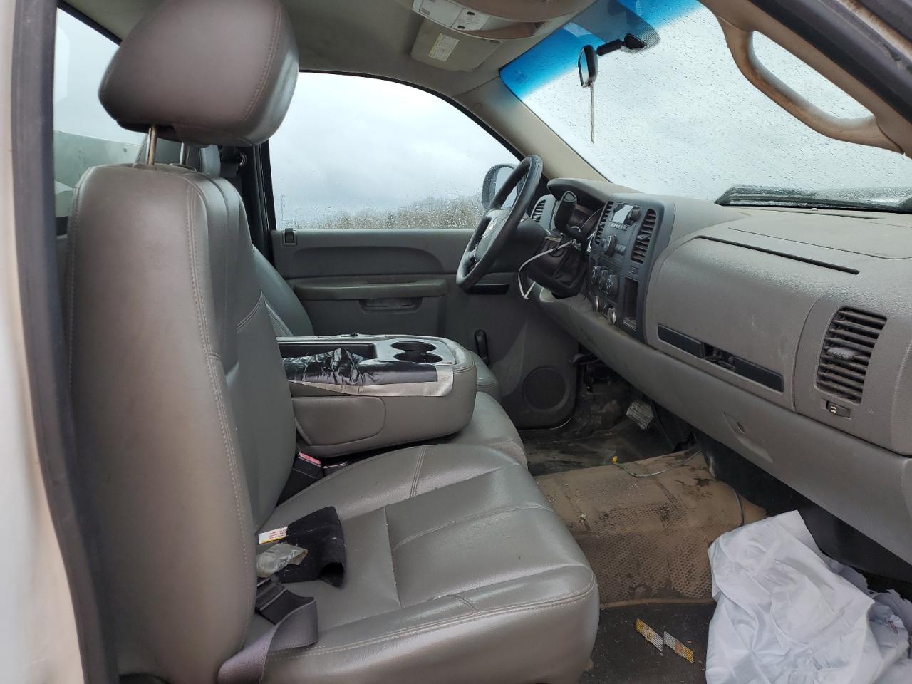 2013 Chevrolet Silverado VIN 1GB0CVCG1DF143933 Copart auction photo, front end damage thumbnail 5
