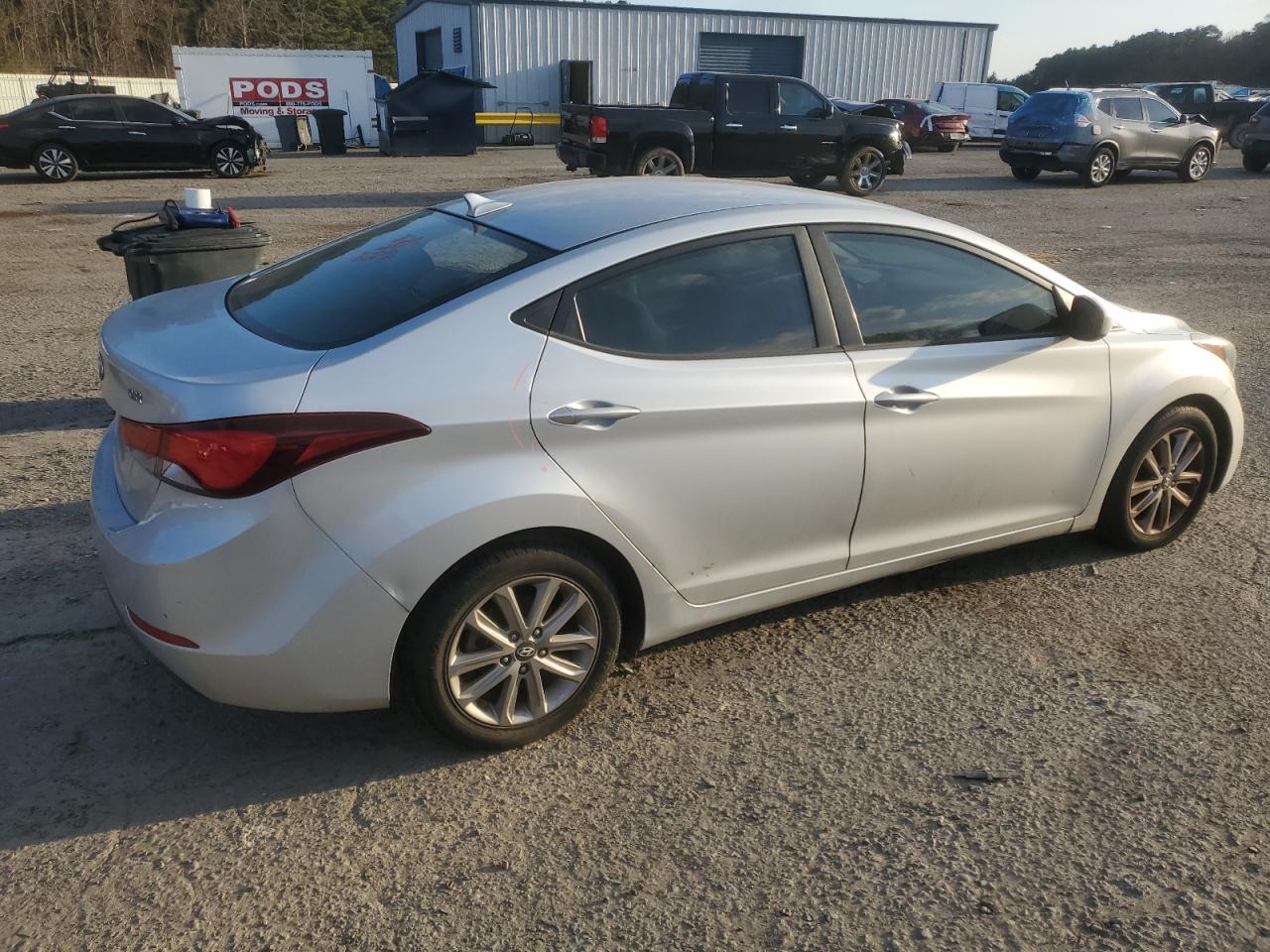 2015 Hyundai Elantra VIN 5NPDH4AE4FH611737 Copart auction photo, all over damage thumbnail 3