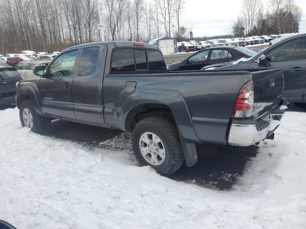 2013 Toyota Tacoma VIN 5TFUU4EN2DX052230 Copart auction photo, side / undercarriage damage thumbnail 2