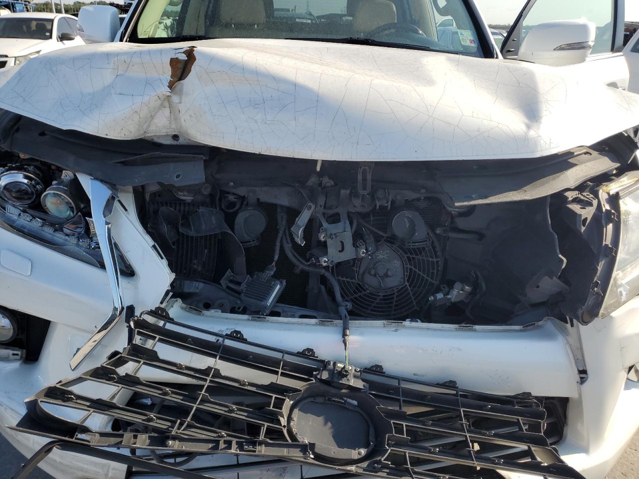 2013 Lexus LX VIN JTJHY7AX0D4131456 Copart auction photo, front end damage thumbnail 12