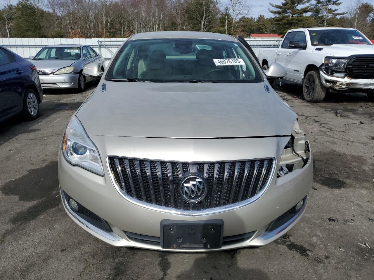 2015 Buick Regal VIN 2G4GK5EX8F9141808 Copart auction photo, side / front end damage thumbnail 5