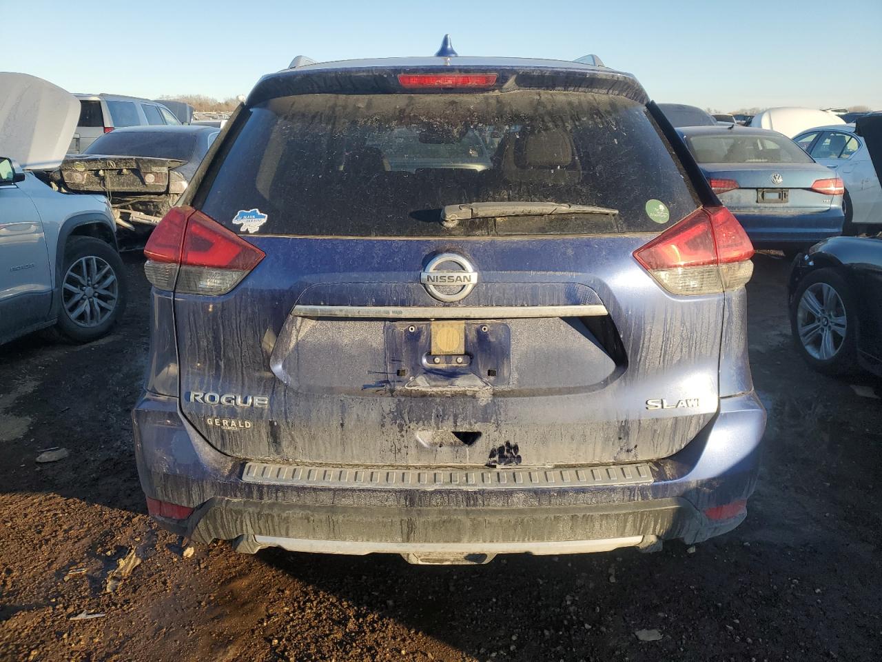2017 Nissan Rogue VIN JN8AT2MV9HW007488 Copart auction photo, front end damage thumbnail 6