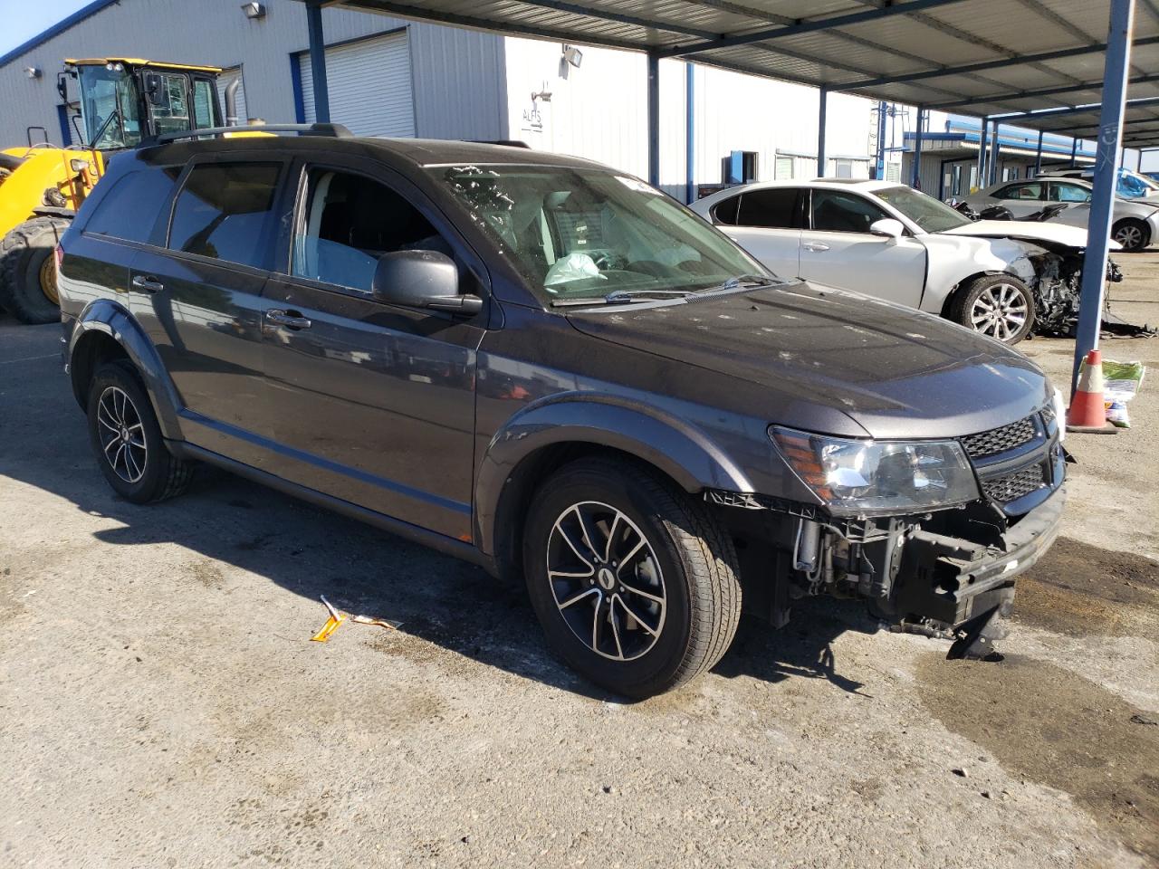 2018 Dodge Journey VIN 3C4PDCAB5JT427733 Copart auction photo, front end / side damage thumbnail 4