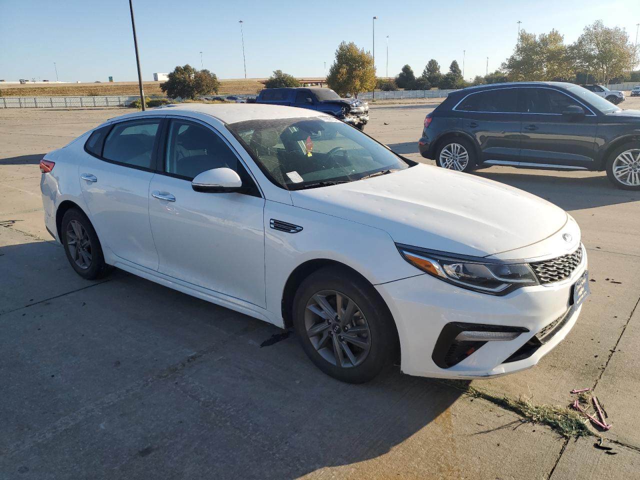 2020 KIA Optima VIN 5XXGT4L38LG392201 Copart auction photo, hail damage thumbnail 4