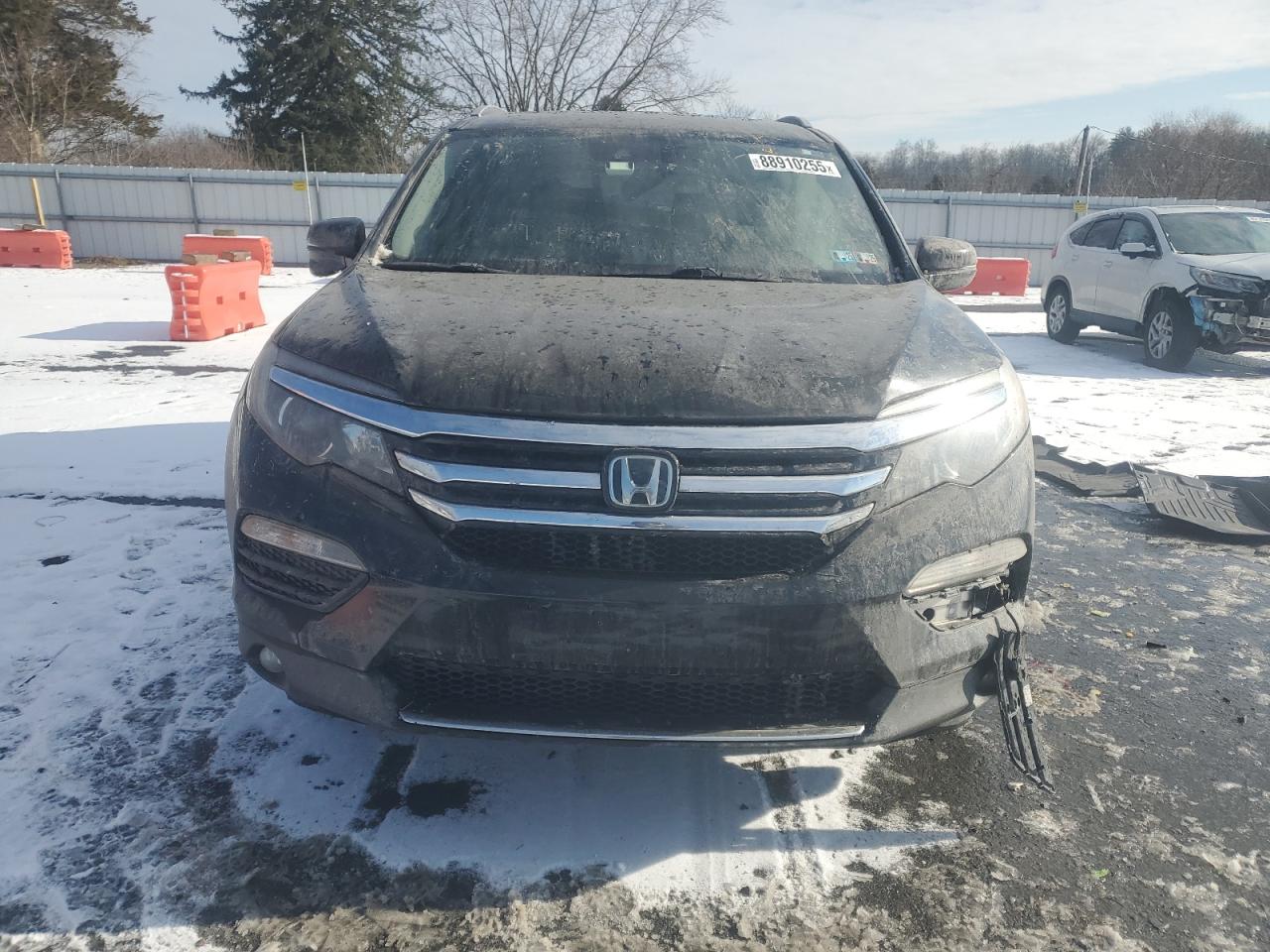 2017 Honda Pilot VIN 5FNYF5H90HB042604 Copart auction photo, front end damage thumbnail 5