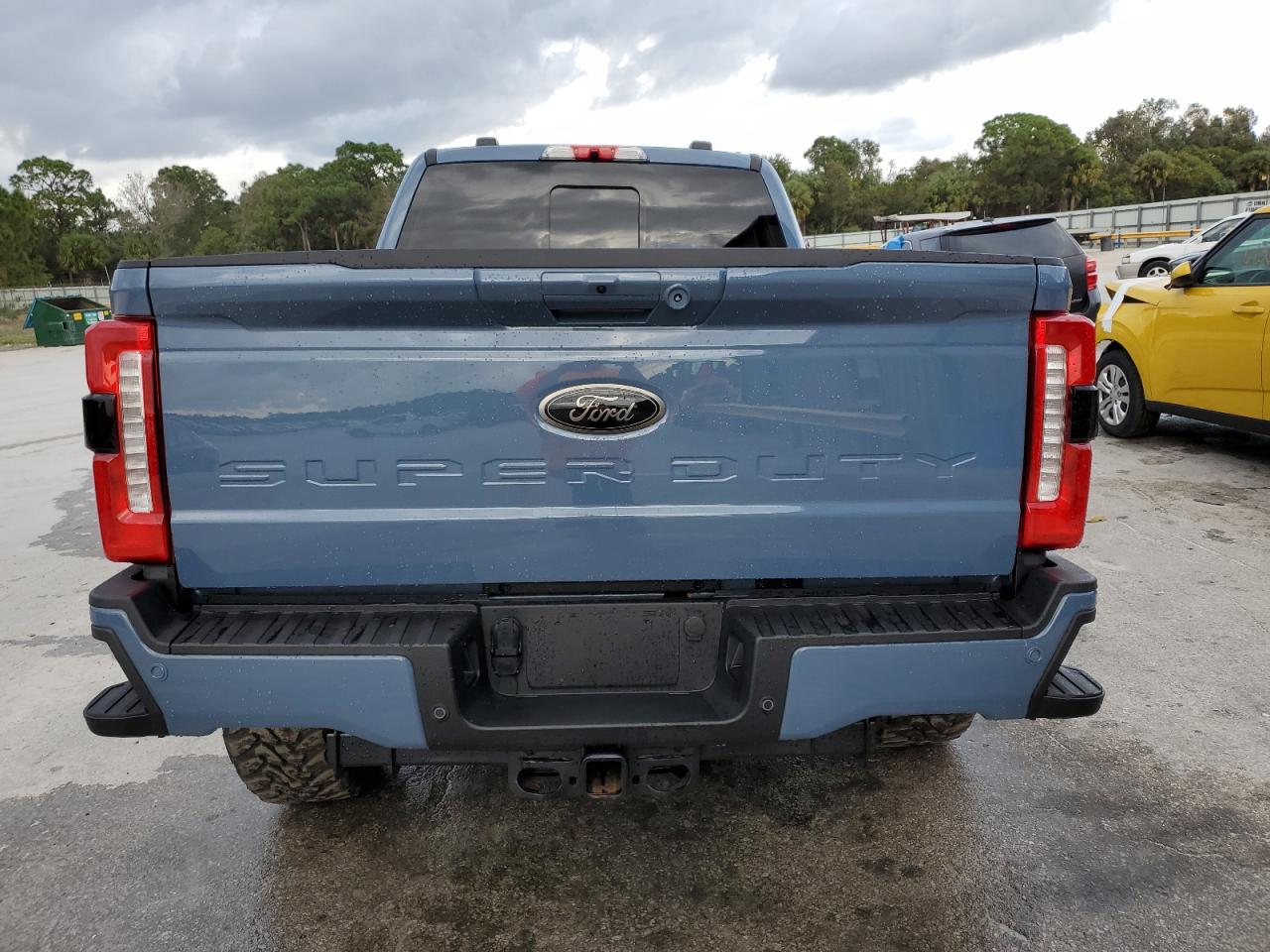 2023 Ford F350 VIN 1FT8W3BM7PED89655 Copart auction photo, front end / side damage thumbnail 6